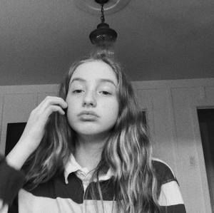 Meet your Posher, Juliette